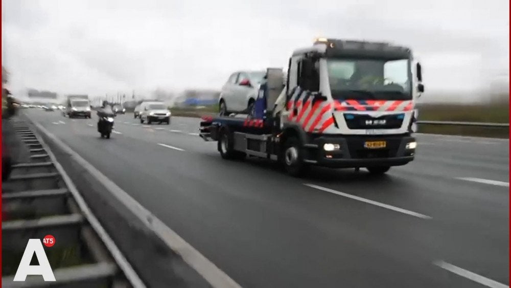 Polizei beschlagnahmt Autos der Extinction Rebellion, Blockadeaktion scheitert