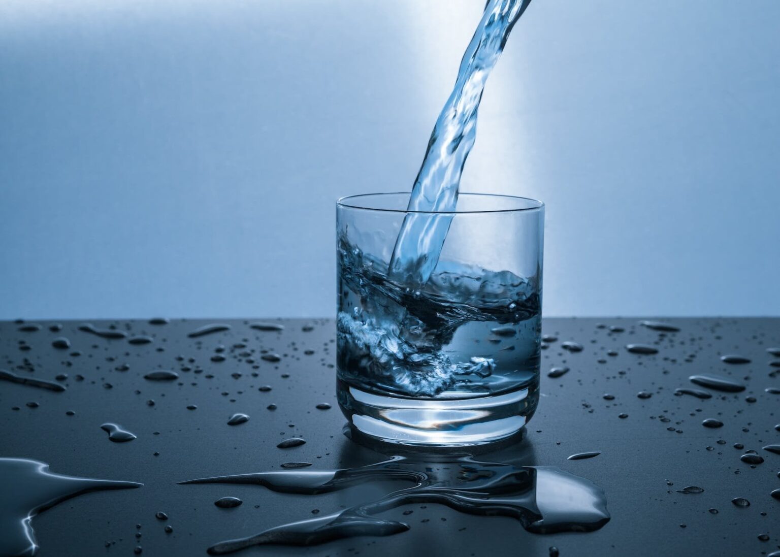 Forscher entwickeln eine praktische Methode, Wasser in Kraftstoff umzuwandeln