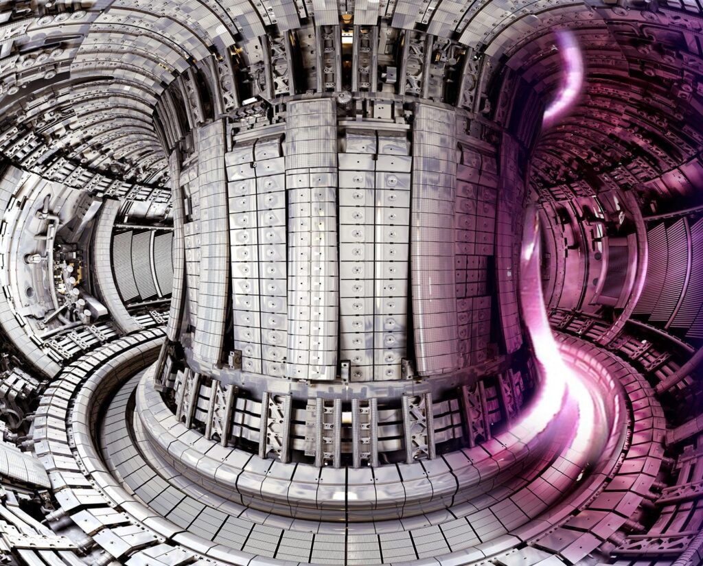 Der britische Kernfusionsreaktor JET stellt einen neuen Rekord für die weltweite Energieproduktion auf