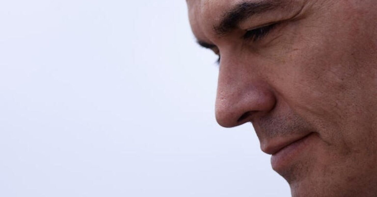 Pedro Sanchez bleibt Spaniens Ministerpräsident, nachdem er über einen Rücktritt nachgedacht hat