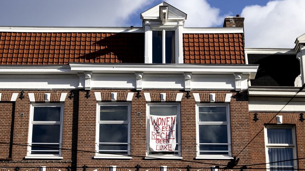 Junge Menschen leben länger zu Hause;  Scham lauert