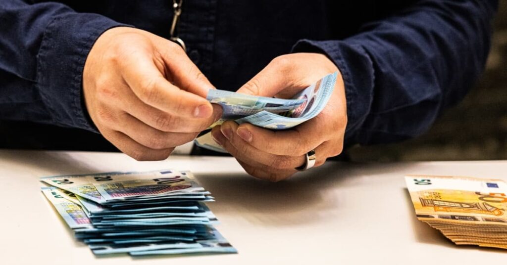 Finnwatch: Steuerschlupflöcher kosten den Staat 1 Milliarde Euro pro Jahr