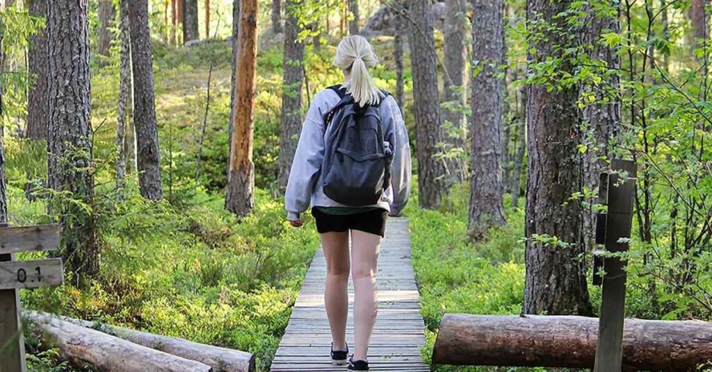 Schritt für Schritt die Angst vor der finnischen Sprache überwinden – „Wer nicht spricht, wird nicht lernen“ |  Yle-Neuigkeiten