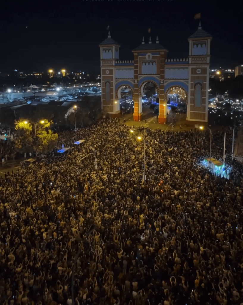 Die Aprilmesse hat in Sevilla begonnen.