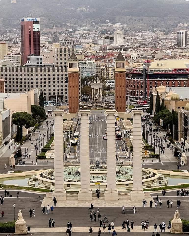 Venezianische Türme Barcelona.  Ein unglaublicher Besuch