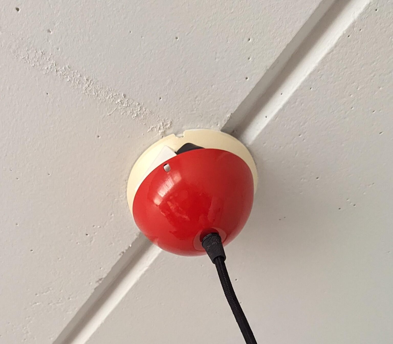 Der Deckenbecher ist also zu klein für die Hakenabdeckung. Was empfehlen Sie mir?
