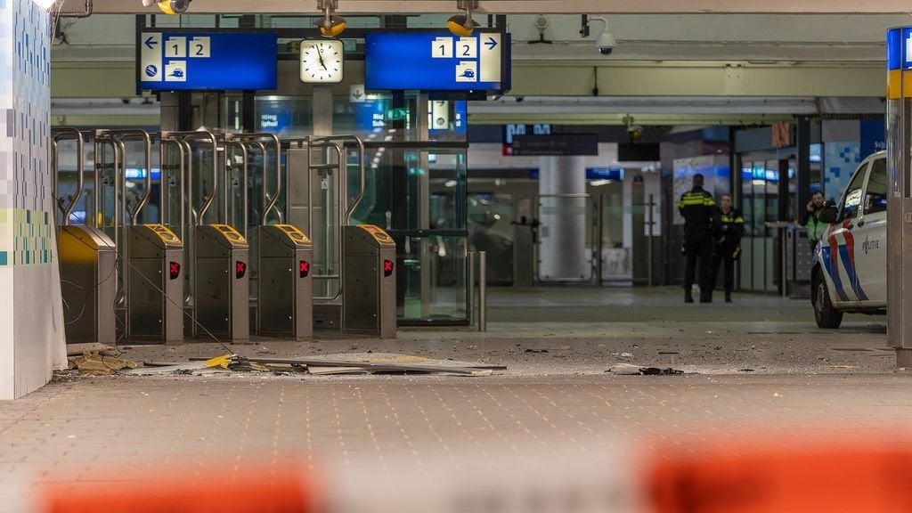 Aus Angst vor Sprengstoffanschlägen schließt NS die meisten Geldautomaten an Bahnhöfen
