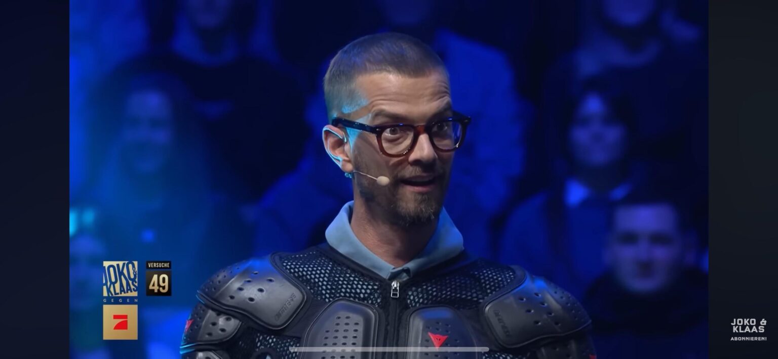 Joko Winterscheidt Brille/Glasses