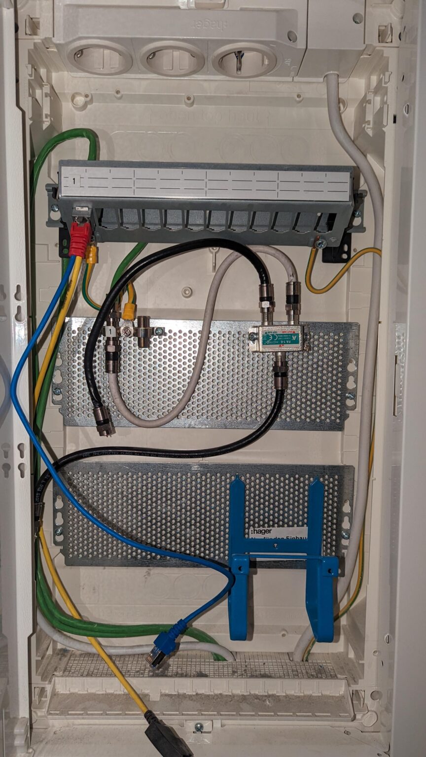 So schließen Sie eine Vodafone-Box an, um Internet zu erhalten