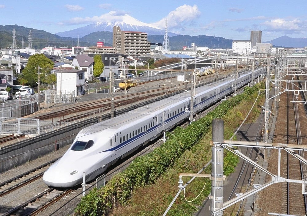 Tokaido Shinkansen (in der Stadt Shizuoka)