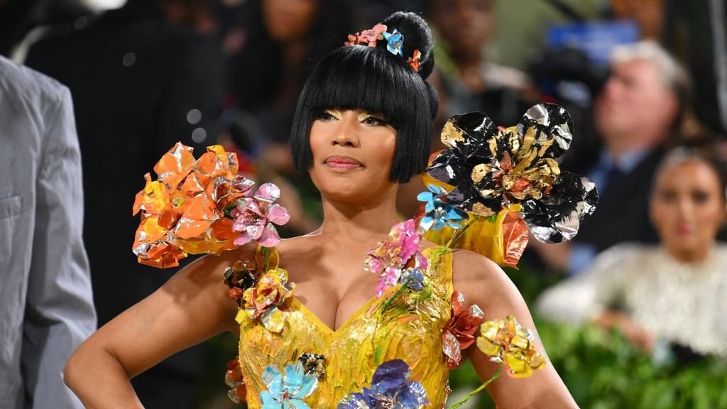 Nicki Minaj wurde in Schiphol wegen Besitzes weicher Drogen verhaftet