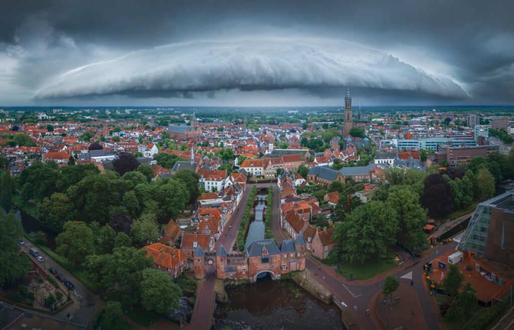 Spektakuläre Schelfwolke über Amersfoort letzte Nacht