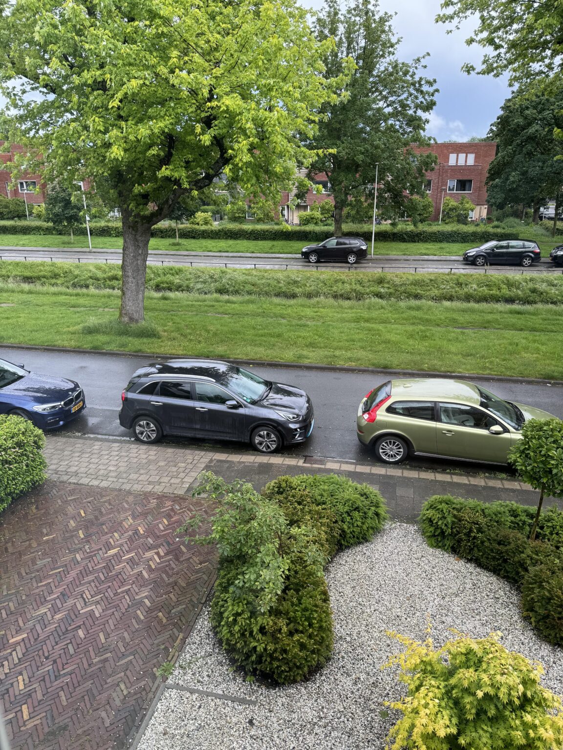 Auto parkte in meiner Einfahrt
