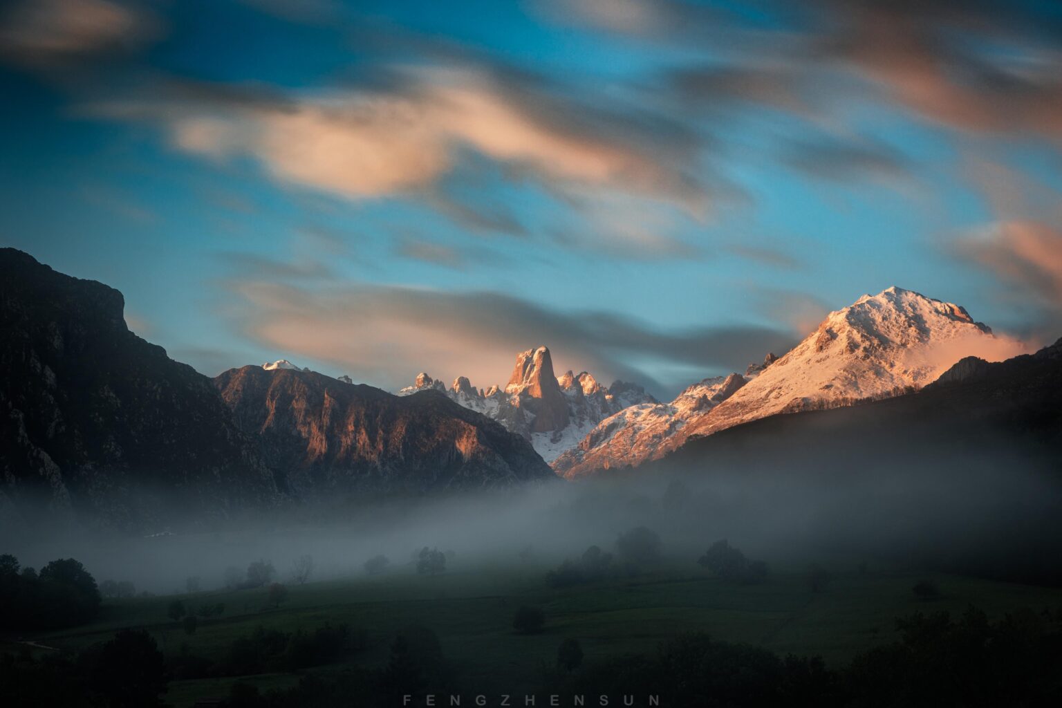 Sonnenaufgang über Naranjo de Bulnes