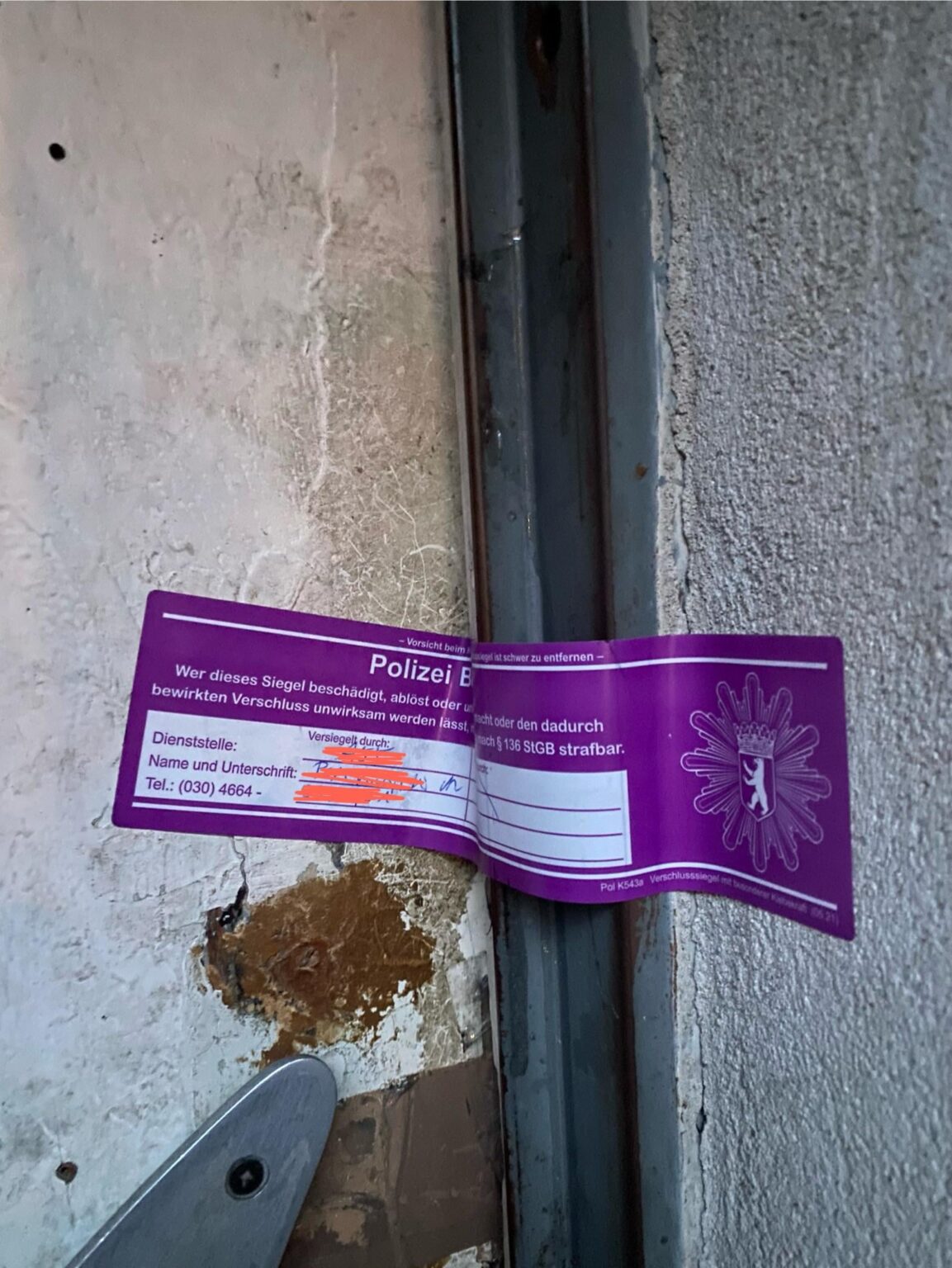 Weiß jemand, was diese Aufkleber normalerweise bedeuten?