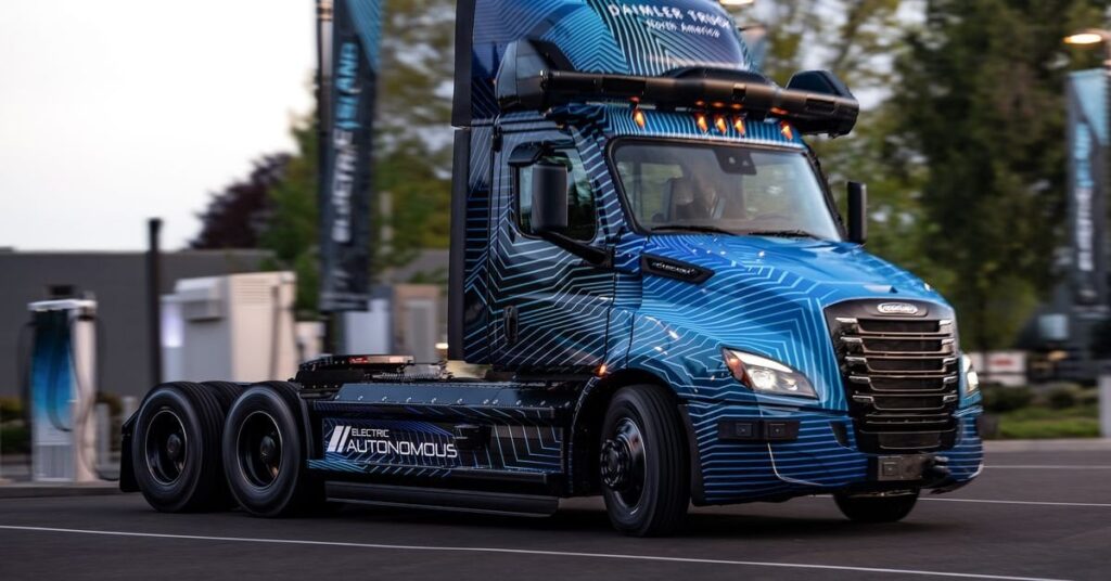 Die fahrerlosen Sattelschlepper von Daimler kommen 2027 auf die Straße | Das Unternehmen nutzt Technologien von Torc und Waymo, um seine zukünftigen Ambitionen voranzutreiben. Die fahrerlosen Sattelschlepper von Daimler kommen 2027 auf die Straße | Das Unternehmen nutzt Technologien von Torc und Waymo, um seine zukünftigen Ambitionen voranzutreiben.