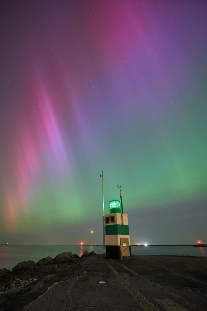 Vier Fotos vom Nordlicht, die ich am Freitagabend von IJmuiden aus geschossen habe