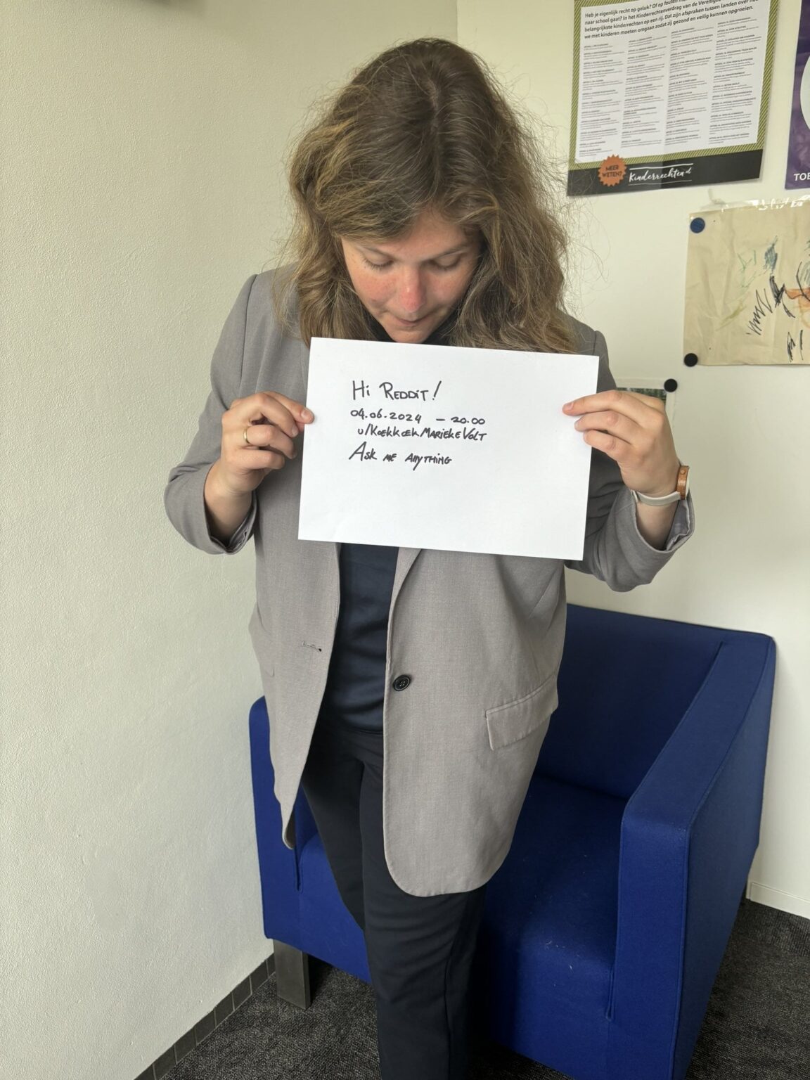 Frag mich etwas, Volt! Die europäische Partei, die europaweit an den Europawahlen teilnimmt Frag mich etwas, Volt! Die europäische Partei, die europaweit an den Europawahlen teilnimmt