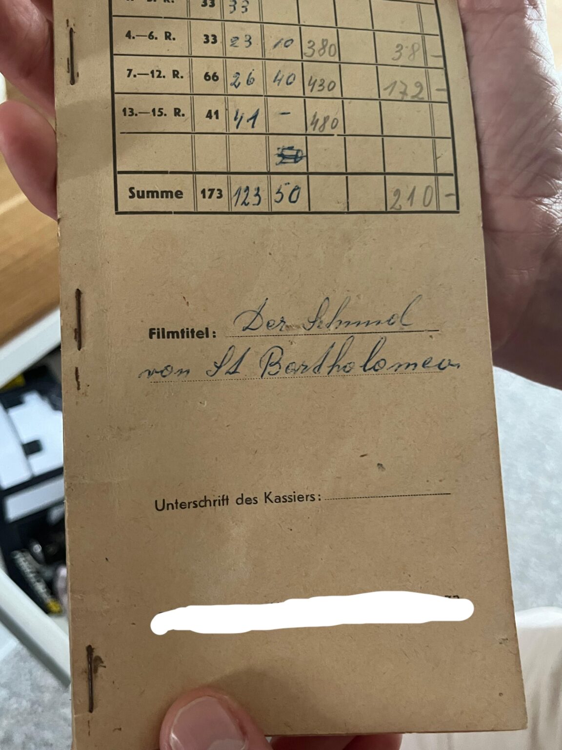 Hilfe zum Filmtitel
