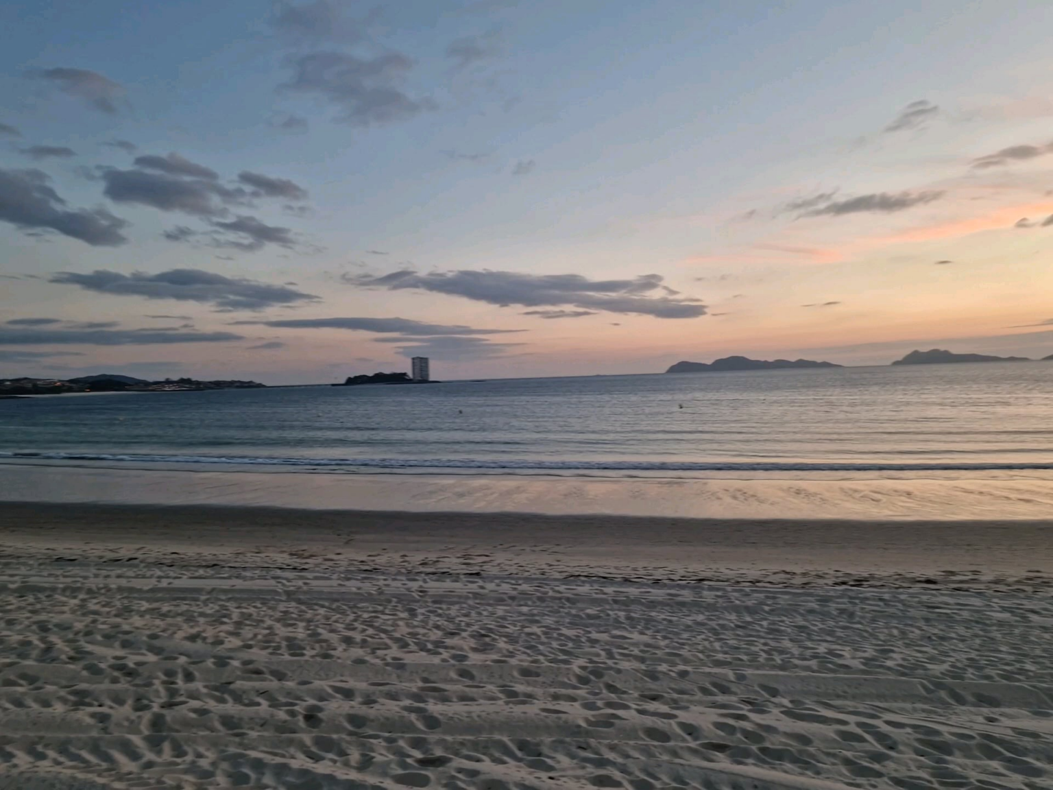 Sonnenuntergang am Strand von Samil (Vigo, Galizien) 🤗✨