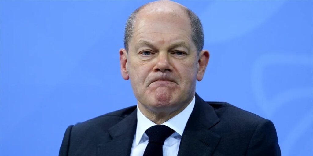 Kann Scholz seine zusammenbrechende Regierung retten?