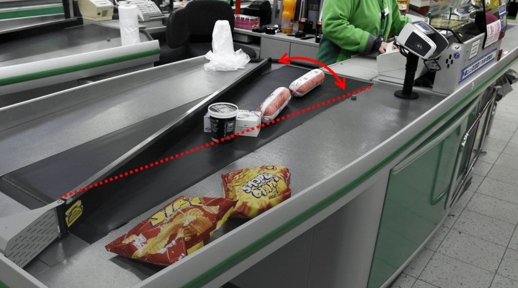 Warum haben Lebensmittelgeschäfte hier keine Trennwand für den Packbereich, die es zwei Personen ermöglicht, gleichzeitig einzupacken? Ich habe es satt, schnell einzupacken, um dem ewigen Urteil der Schlange hinter mir zu entgehen. Warum haben Lebensmittelgeschäfte hier keine Trennwand für den Packbereich, die es zwei Personen ermöglicht, gleichzeitig einzupacken? Ich habe es satt, schnell einzupacken, um dem ewigen Urteil der Schlange hinter mir zu entgehen.
