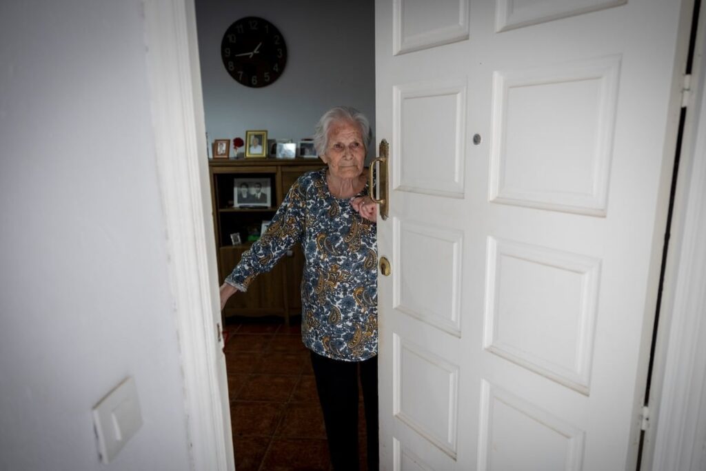 Cádiz CF kauft die Wohnung einer 88-jährigen Frau, um ihre Zwangsräumung zu verhindern