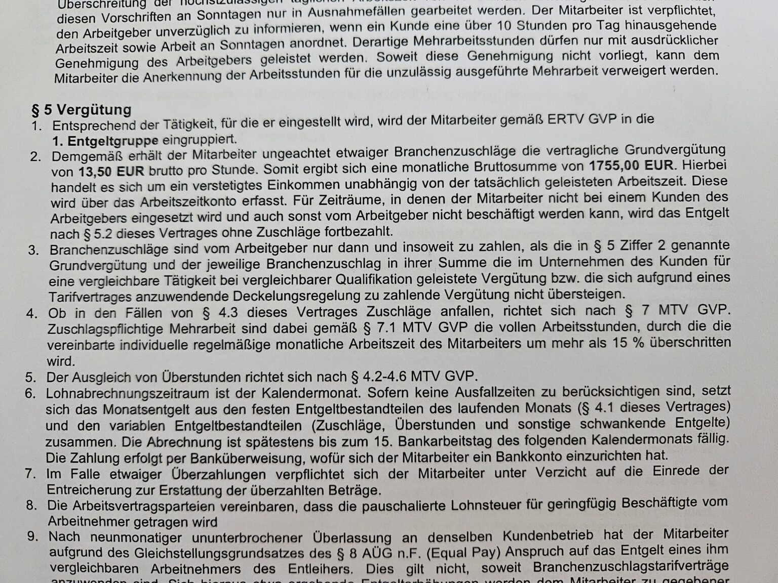 Kann mir jemand mit dem Arbeitsvertrag und diesem seltsamen Punkt helfen?