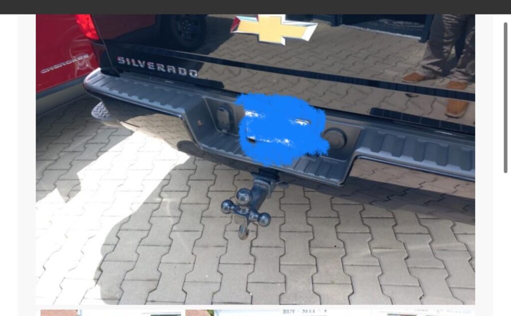 Ist es in Deutschland illegal, eine Anhängerkupplung montiert zu haben, während man ohne Anhänger fährt?