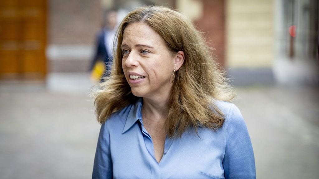 Carola Schouten wird zur neuen Bürgermeisterin von Rotterdam ernannt