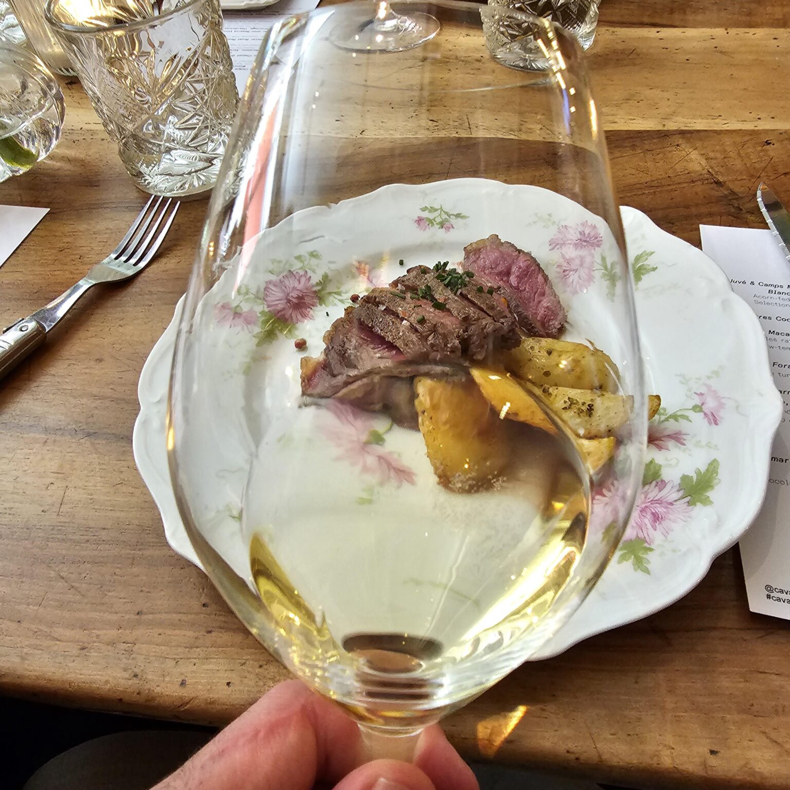 Spanien: tolles Gericht und Wein