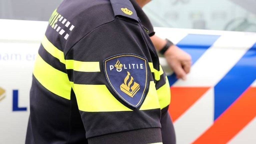 Die Polizei entfernt vier vernachlässigte Kinder aus ihrem Haus in Tilburg