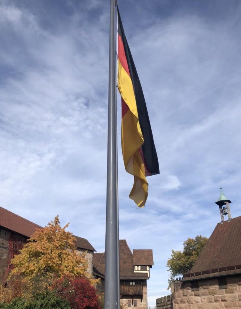 Letztes Jahr war ich in München/Nürnberg, der beste Urlaub meines Lebens. Letztes Jahr war ich in München/Nürnberg, der beste Urlaub meines Lebens.