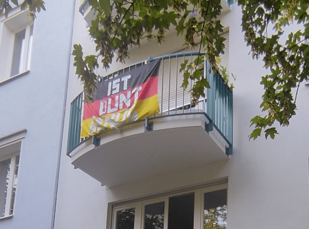 Was bedeutet diese Flagge?