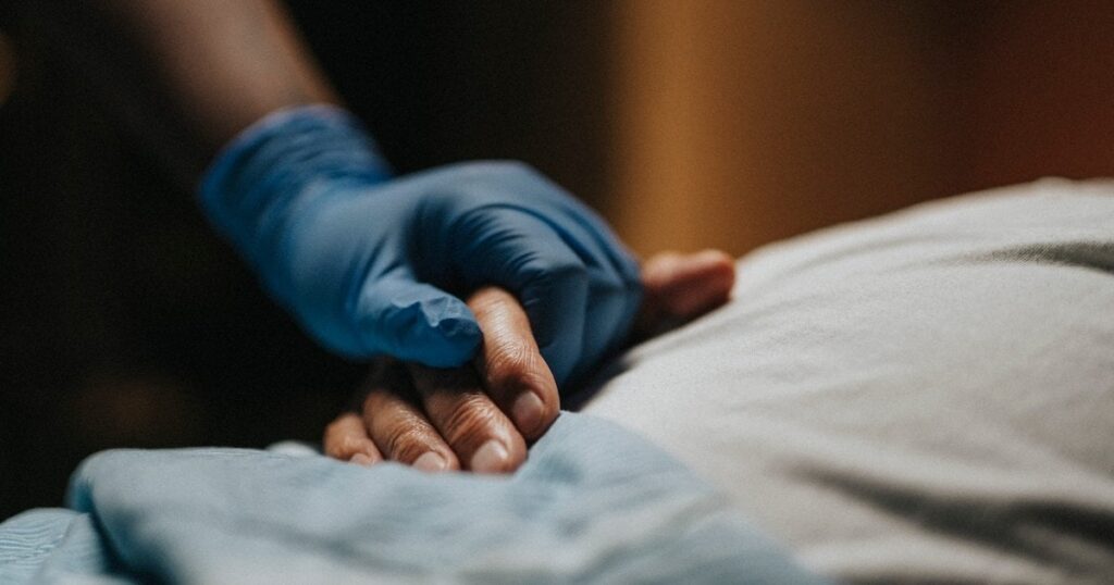 „Die PVV ist eine Gesundheitspartei?  Nur für eine begrenzte Gruppe: Sozial benachteiligte Menschen werden es noch schwerer haben“ – Parool