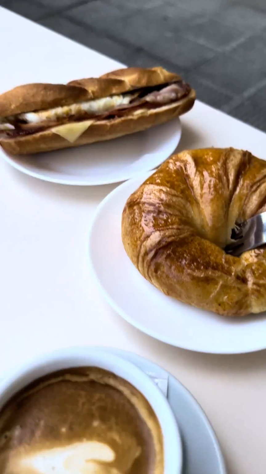 Stoppen Sie in Pamplona, ​​wie gut das Essen in meinem Land ist 🤤🇪🇦