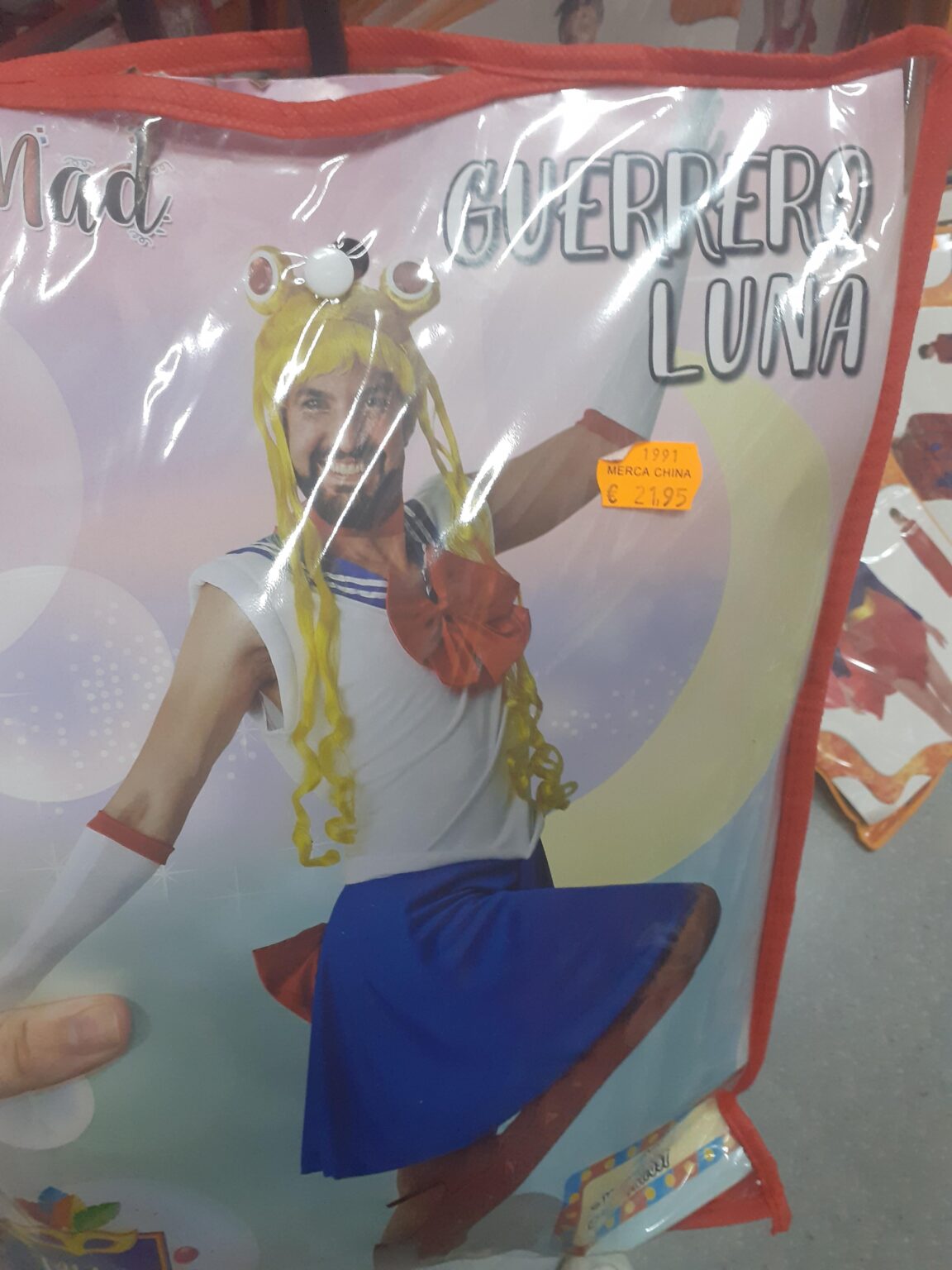 Das normalste Cosplay, das in China verkauft wird: