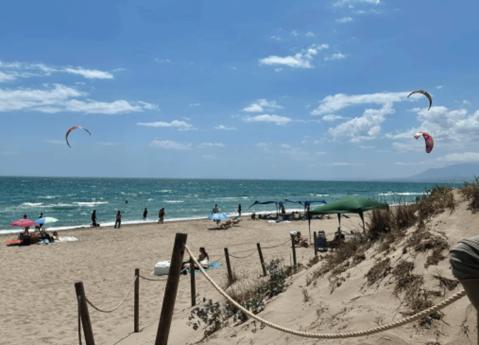 du hast dort so einen schönen Strand, niemand spricht davon