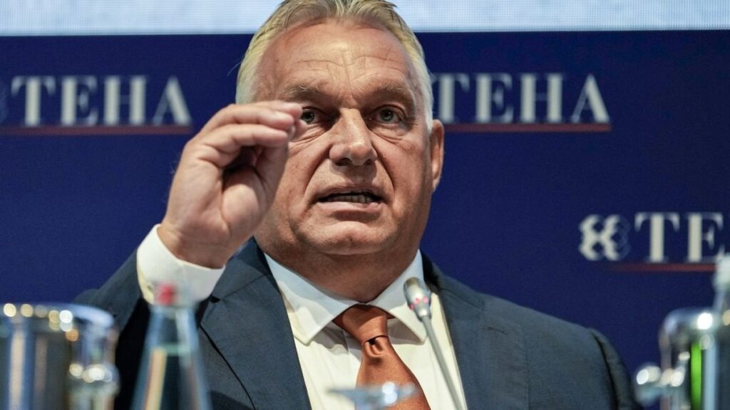 Die Europäische Kommission wird „alle ihre Befugnisse“ nutzen, um zu verhindern, dass Ungarn Migranten mit Bussen nach Brüssel schickt Die Europäische Kommission wird „alle ihre Befugnisse“ nutzen, um zu verhindern, dass Ungarn Migranten mit Bussen nach Brüssel schickt