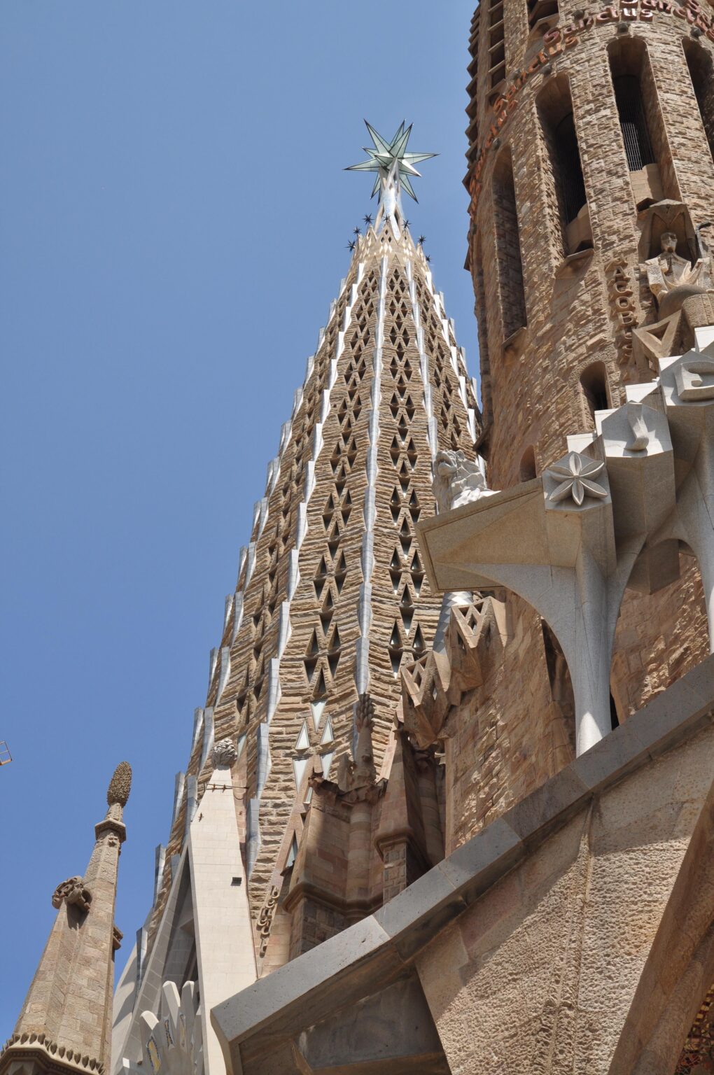 Sagrada Familia von Antoni Gaudi (Barcelona, ​​​​Spanien)
