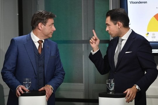 Die Jagd nach der rassistischen Stimme ist eröffnet [Apache]