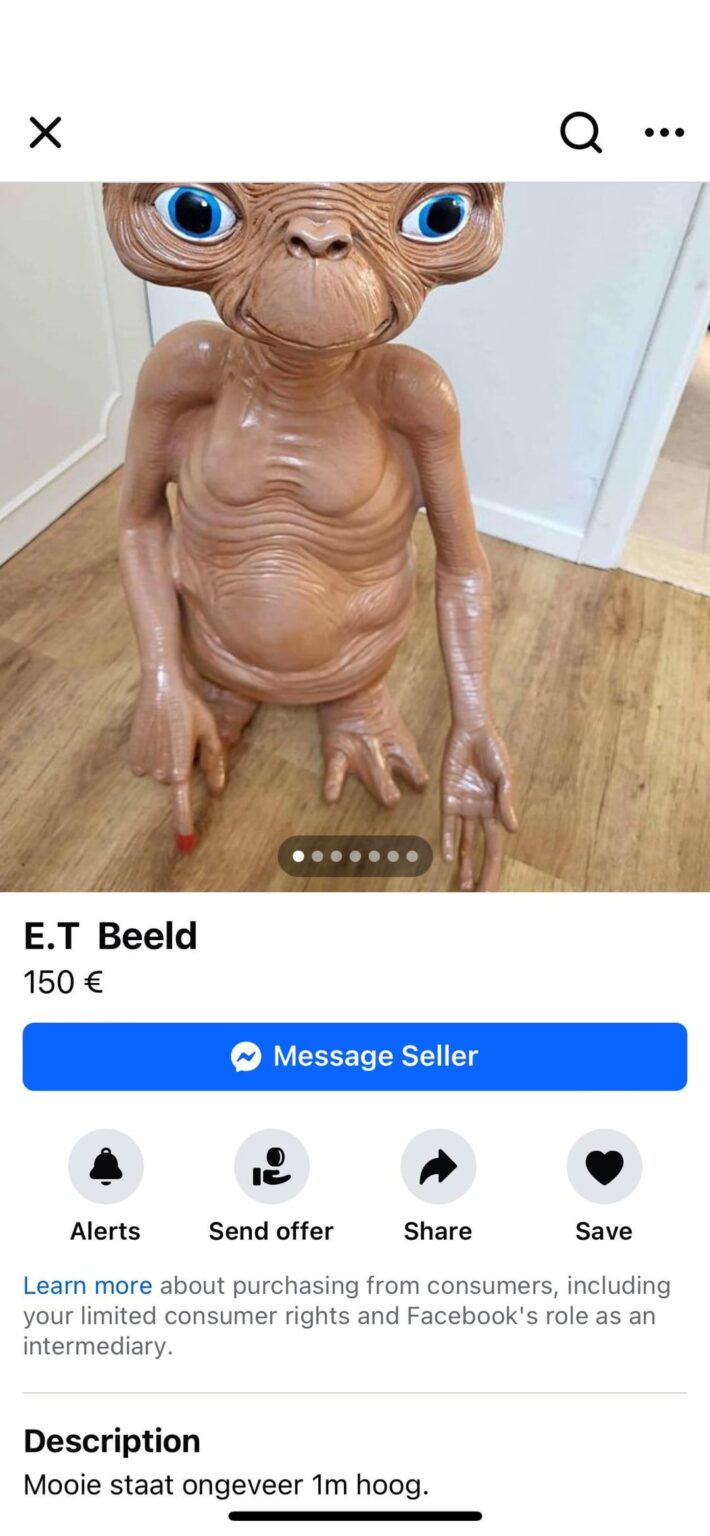 Kann mir jemand die ET-Statuen auf dem belgischen FB-Marktplatz erklären? Kann mir jemand die ET-Statuen auf dem belgischen FB-Marktplatz erklären?