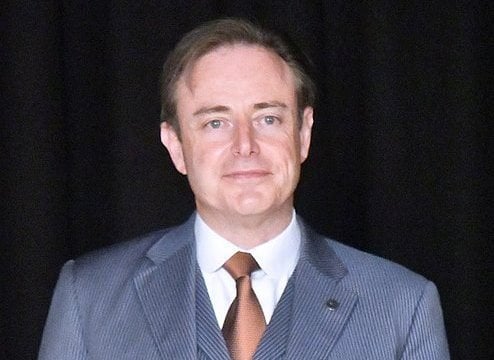 Warum spielt Bart De Wever jetzt (wieder) die rassistische Karte?
