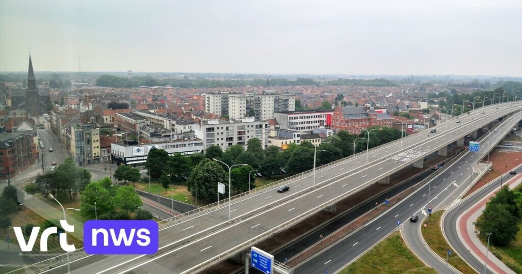Flandern legt einen Plan vor, die Anzahl der Gleisabschnitte auf dem E17-Viadukt ins Zentrum von Gent zu halbieren: „Das kann sofort umgesetzt werden.“ Flandern legt einen Plan vor, die Anzahl der Gleisabschnitte auf dem E17-Viadukt ins Zentrum von Gent zu halbieren: „Das kann sofort umgesetzt werden.“