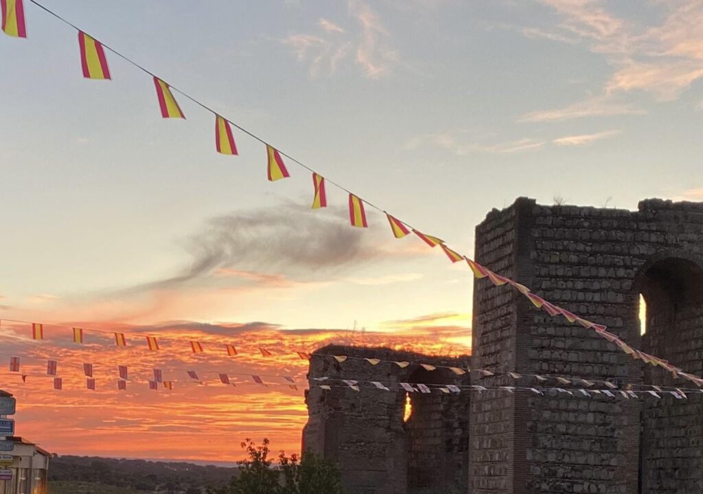 Sonnenuntergänge, die wie Feuer aussehen!