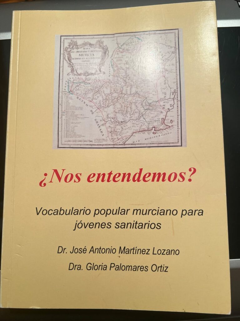 Ein Buch mit murcianischen Ausdrücken für ausländische Ärzte, die in Murcia praktizieren