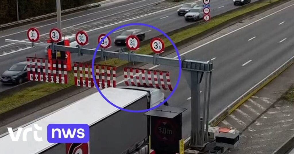 Kann mir jemand erklären, warum sich die Höhenbegrenzer auf dem Vilvoorde-Viadukt NACH der letzten Ausfahrt und nicht davor befinden? Und dann beschweren sie sich immer noch darüber, dass Autofahrer auf der Autobahn weiterfahren oder sogar rückwärts fahren, um trotzdem die Ausfahrt nehmen zu können… Kann mir jemand erklären, warum sich die Höhenbegrenzer auf dem Vilvoorde-Viadukt NACH der letzten Ausfahrt und nicht davor befinden? Und dann beschweren sie sich immer noch darüber, dass Autofahrer auf der Autobahn weiterfahren oder sogar rückwärts fahren, um trotzdem die Ausfahrt nehmen zu können...