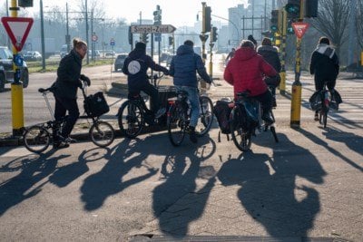 N-VA fordert nun auch den Umbau des Grotesteenweges außerhalb des Rings: „Weniger Fahrspuren und mehr Platz für Radfahrer und Fußgänger“