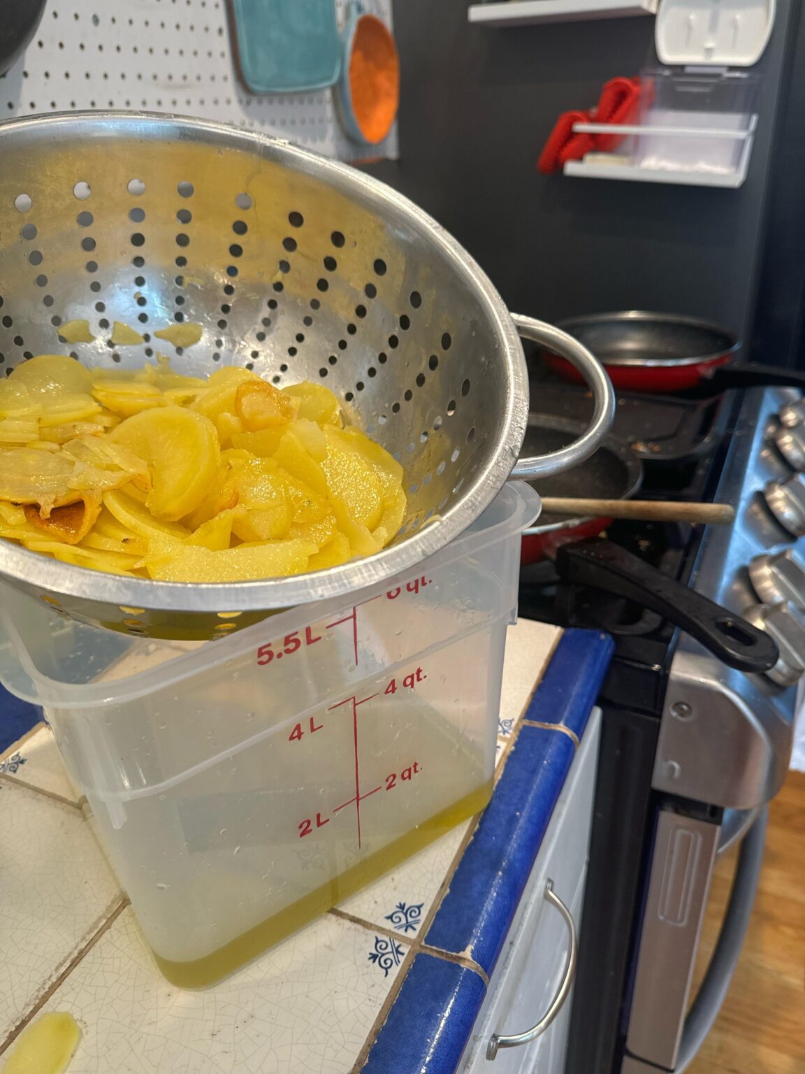 Wie lange kann man Öl aus der Tortilla Española wiederverwenden?