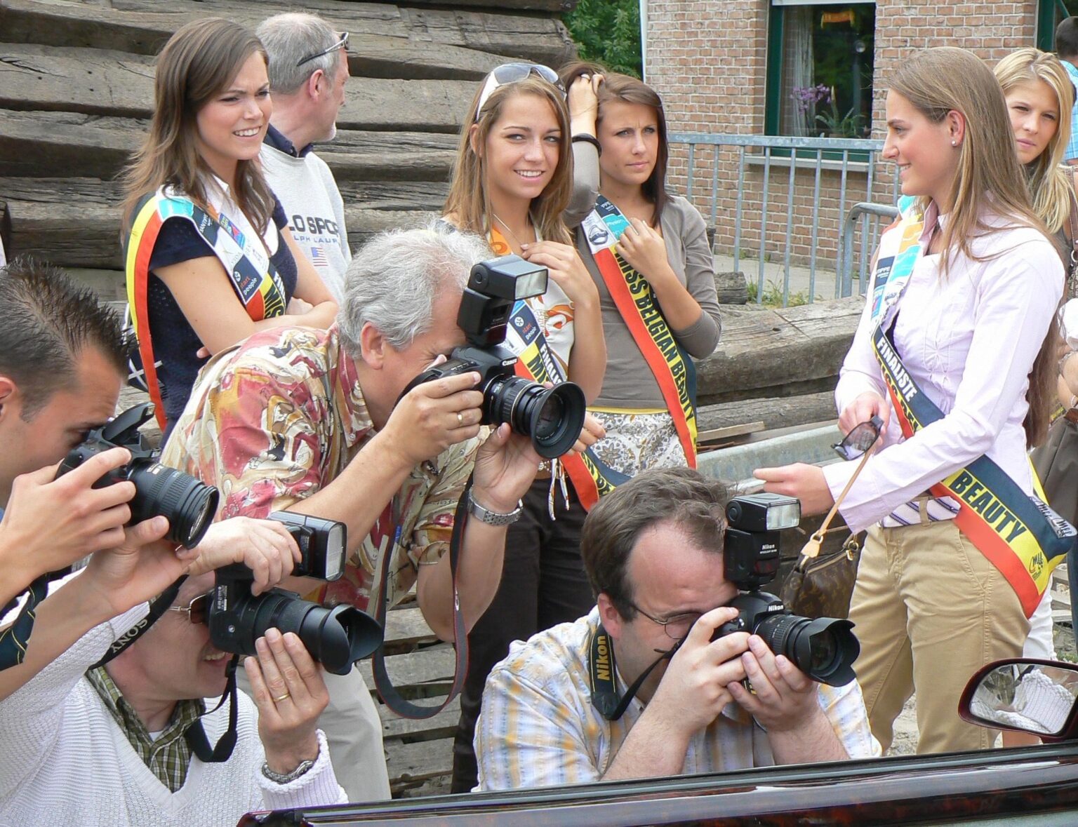 Das ist vielleicht weit hergeholt, aber kann irgendjemand sagen, wo dieses Foto aufgenommen wurde?